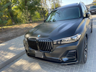 BMW X7 foto 10