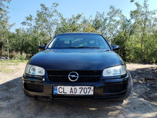 Opel Omega foto 1