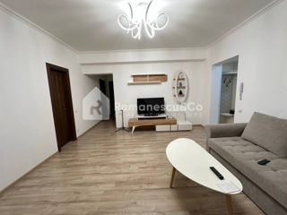 Apartament cu 3 camere, 73 m², Buiucani, Chișinău foto 2