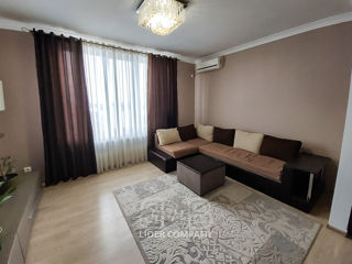 Apartament cu 2 camere, 80 m², Râșcani, Chișinău foto 2