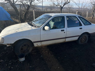 Ford Sierra foto 4