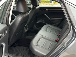 Volkswagen Passat foto 7