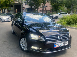 Volkswagen Passat foto 4