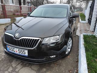 Skoda Superb foto 6