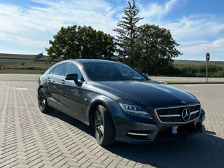 Mercedes CLS-Class foto 2