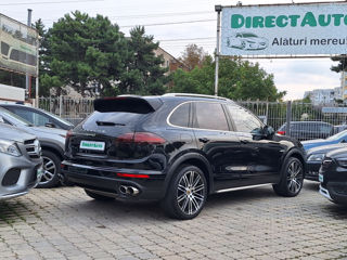 Porsche Cayenne foto 2