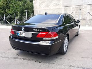 BMW 7 Series foto 4