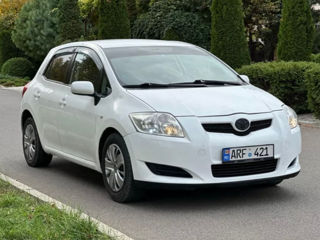 Toyota Auris foto 2