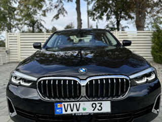 BMW 5 Series foto 10