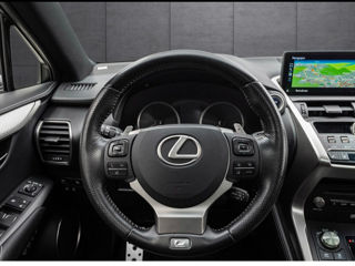 Lexus NX Series foto 15