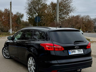 Ford Focus foto 3