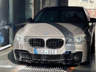 BMW 7 Series foto 10