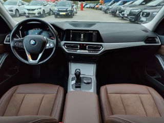 BMW 3 Series foto 8