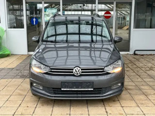 Volkswagen Touran foto 2