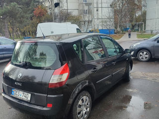 Renault Scenic foto 2