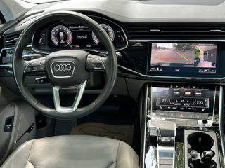 Audi Q7 foto 9