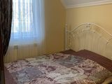 Spre chirie   casă cu 4 dormitoare sec.Centru str.Armenească !! foto 3