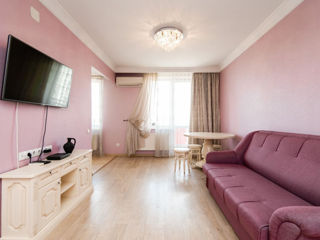 Apartament cu 2 camere, 55 m², Centru, Chișinău foto 3