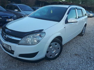 Opel Astra foto 4