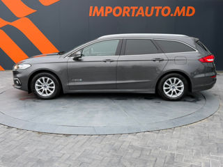 Ford Mondeo foto 8