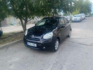 Nissan Micra foto 2