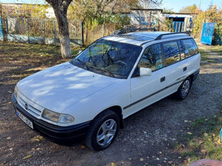 Opel Astra foto 9