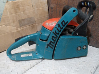 Makita DCS34 foto 2