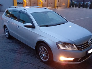 Volkswagen Passat foto 2