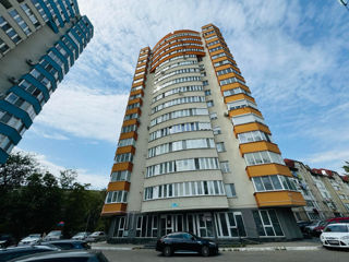 Apartament cu 2 camere, 73 m², Poșta Veche, Chișinău