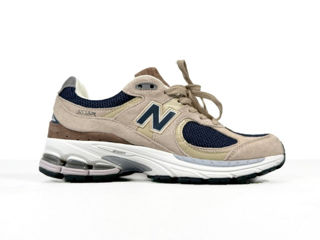 New Balance 2002R Beige/Brown