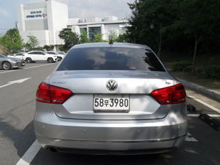 Volkswagen Passat foto 6