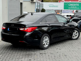 Hyundai Sonata foto 5