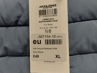 Продам оригинальный жилет Jack end Jones Sn 99 foto 2