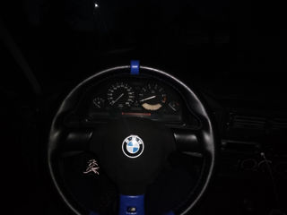 BMW 5 Series foto 3