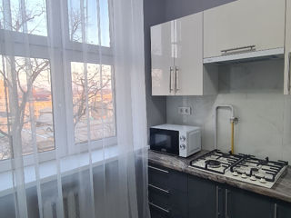 Apartament cu 2 camere, 49 m², Centru, Chișinău foto 2