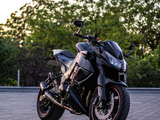 Kawasaki Z1000 foto 1