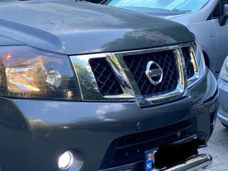 Nissan Armada foto 8