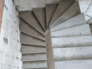 Бетонные лестницы. Scari din beton , lucram in acest domeniu de 12ani. foto 9