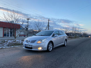 Toyota Avensis foto 6