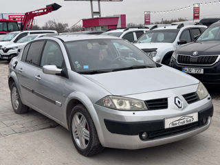 Renault Megane foto 2