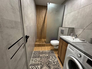 Apartament cu 2 camere, 72 m², Botanica, Chișinău foto 2