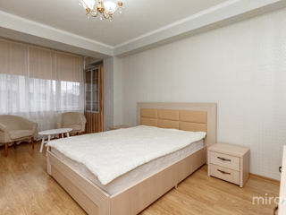 Apartament cu 2 camere, 80 m², Centru, Chișinău foto 6