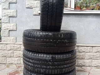 16C 235 65  Michelin vară