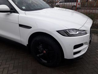 Jaguar F-pace foto 10