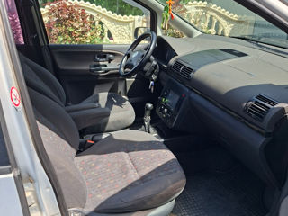 Volkswagen Sharan foto 9