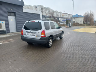 Mazda Tribute foto 6