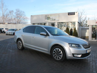 Skoda Octavia foto 1