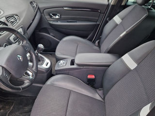 Renault Scenic foto 10