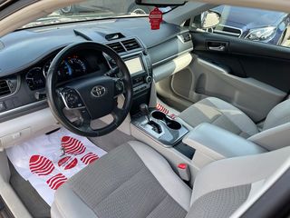 Toyota Camry foto 6