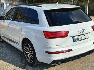 Audi Q7 foto 3